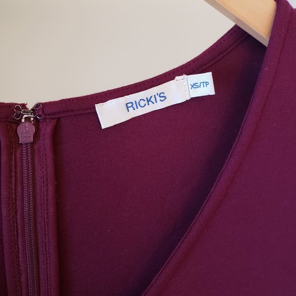 Dress - Picture 2 of 2